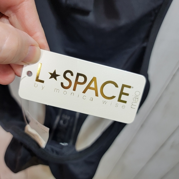 New! L*Space Sensual Black Fringe Cut out Swimsuit Women's Size 6 Monokini. - Picture 11 of 11